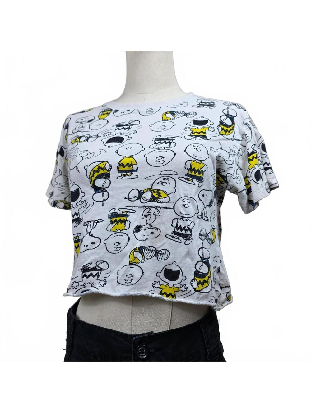 Peanuts Cropped Graphic Baby Tee